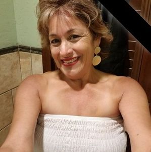 Meet your Posher, Debra